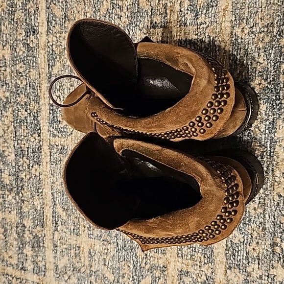 Stuart Weitzman 'Yadastud' Ankle Boot - Picture 4 of 15